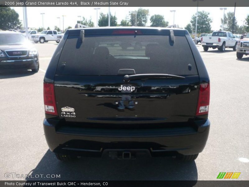 Black / Medium Slate Gray 2006 Jeep Grand Cherokee Laredo 4x4