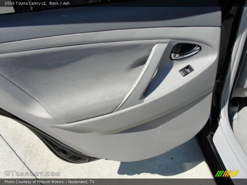 Black / Ash 2009 Toyota Camry LE