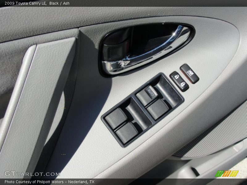 Black / Ash 2009 Toyota Camry LE