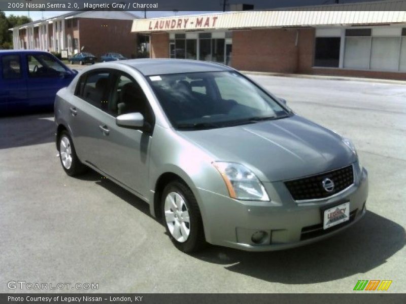 Magnetic Gray / Charcoal 2009 Nissan Sentra 2.0