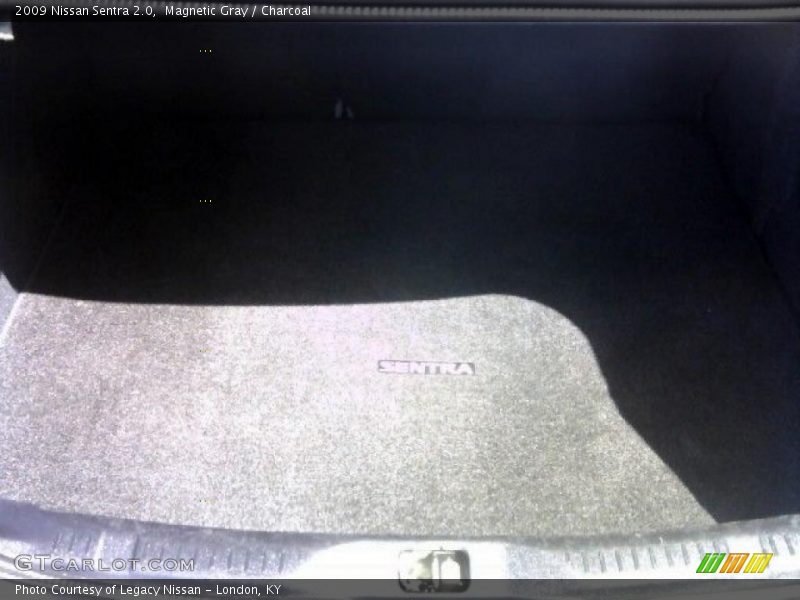 Magnetic Gray / Charcoal 2009 Nissan Sentra 2.0