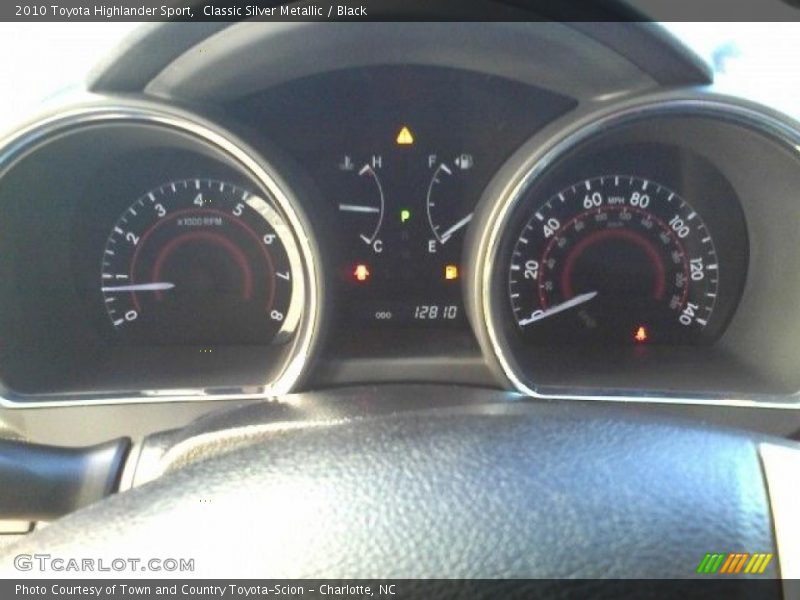 Classic Silver Metallic / Black 2010 Toyota Highlander Sport