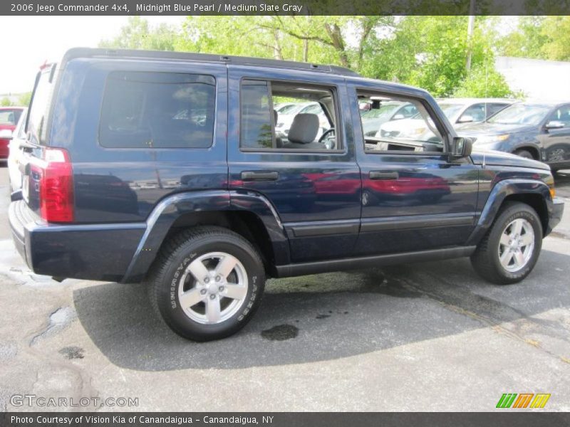 Midnight Blue Pearl / Medium Slate Gray 2006 Jeep Commander 4x4