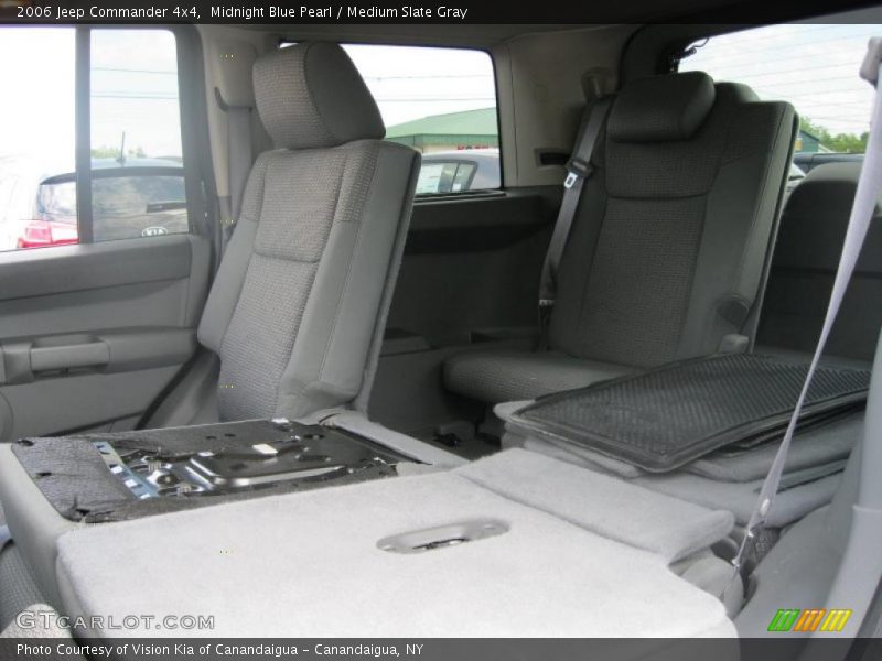 Midnight Blue Pearl / Medium Slate Gray 2006 Jeep Commander 4x4
