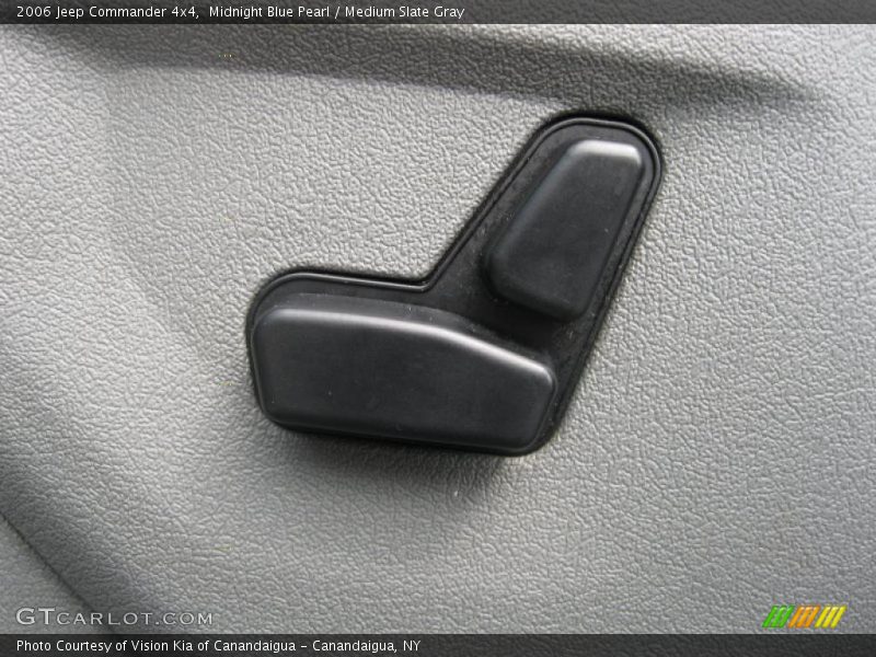 Midnight Blue Pearl / Medium Slate Gray 2006 Jeep Commander 4x4