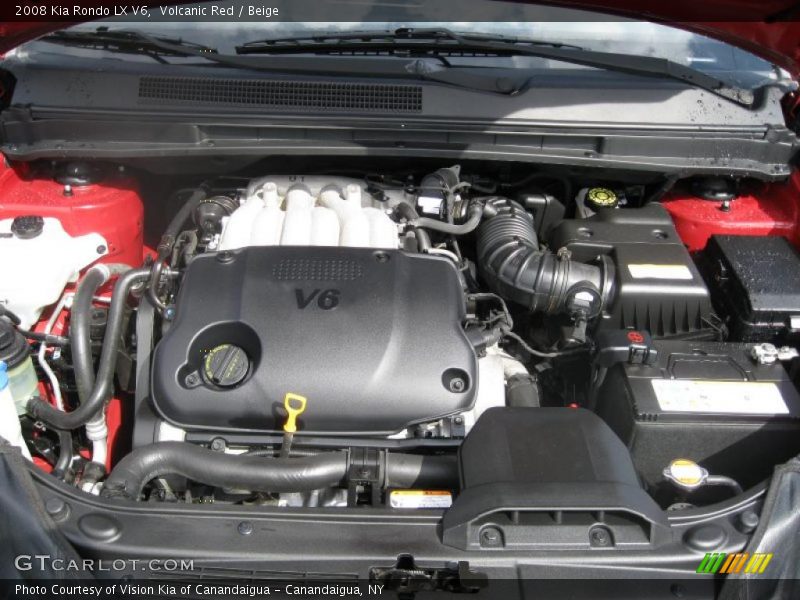 Volcanic Red / Beige 2008 Kia Rondo LX V6