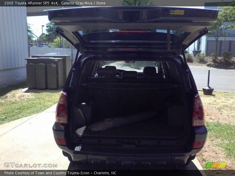 Galactic Gray Mica / Stone 2005 Toyota 4Runner SR5 4x4