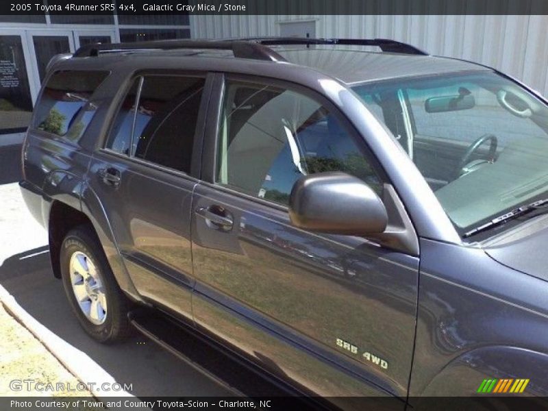 Galactic Gray Mica / Stone 2005 Toyota 4Runner SR5 4x4