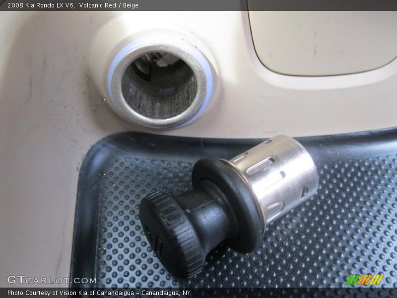 Volcanic Red / Beige 2008 Kia Rondo LX V6