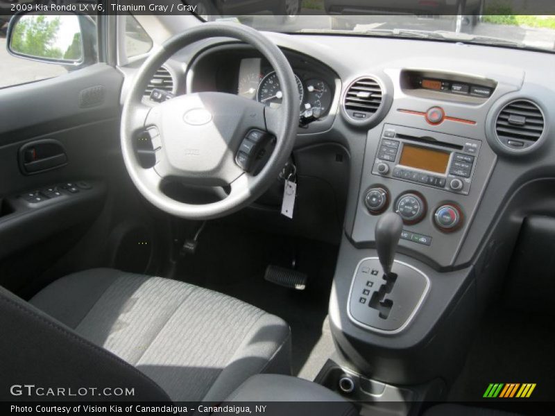 Titanium Gray / Gray 2009 Kia Rondo LX V6