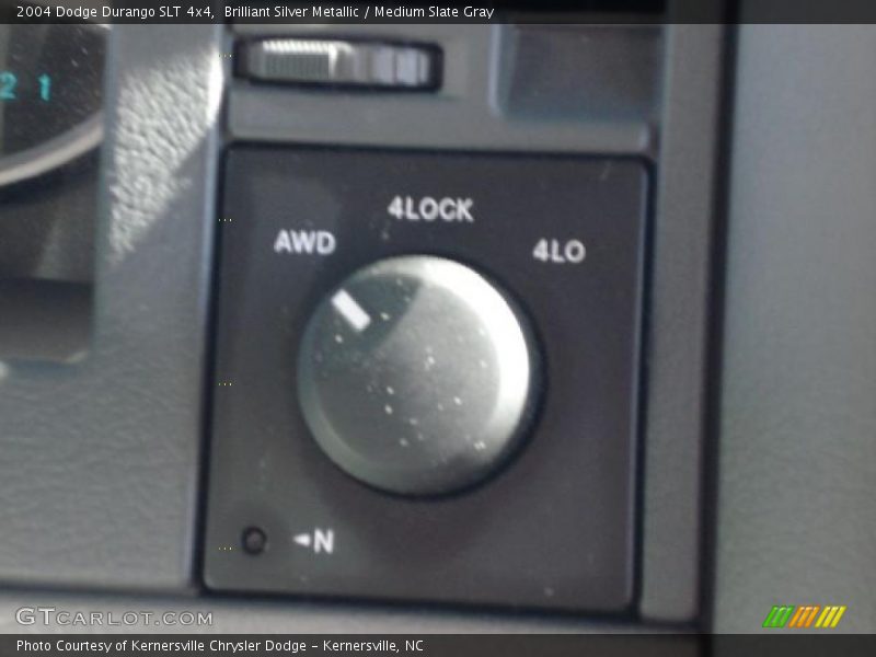 Brilliant Silver Metallic / Medium Slate Gray 2004 Dodge Durango SLT 4x4