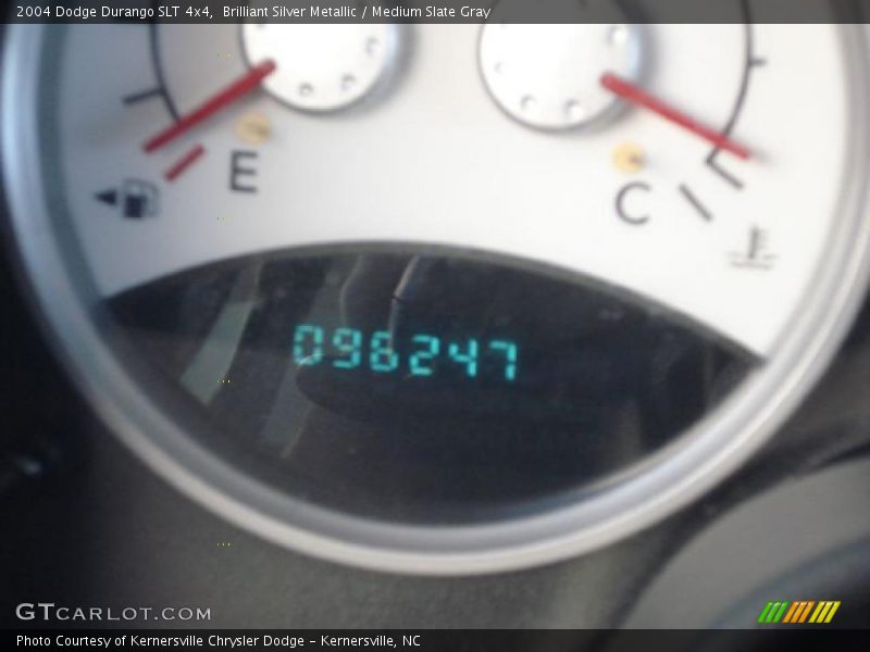 Brilliant Silver Metallic / Medium Slate Gray 2004 Dodge Durango SLT 4x4