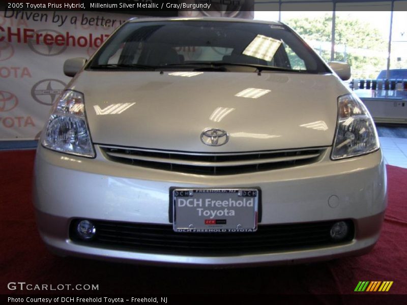 Millenium Silver Metallic / Gray/Burgundy 2005 Toyota Prius Hybrid