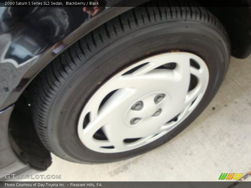 Blackberry / Black 2000 Saturn S Series SL2 Sedan
