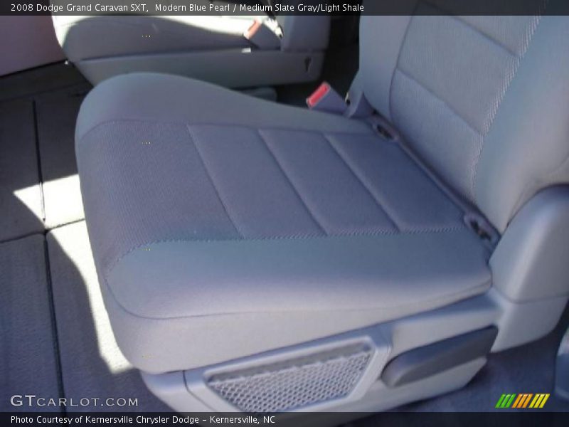 Modern Blue Pearl / Medium Slate Gray/Light Shale 2008 Dodge Grand Caravan SXT