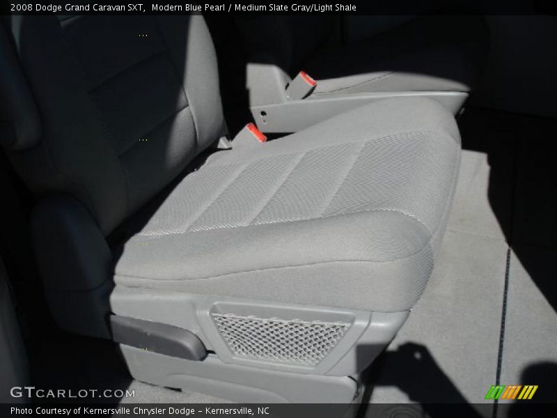 Modern Blue Pearl / Medium Slate Gray/Light Shale 2008 Dodge Grand Caravan SXT