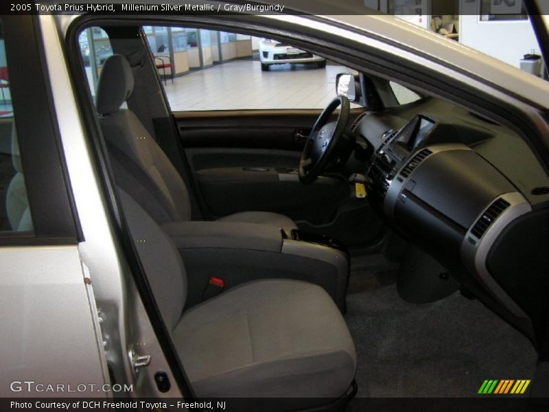 Millenium Silver Metallic / Gray/Burgundy 2005 Toyota Prius Hybrid
