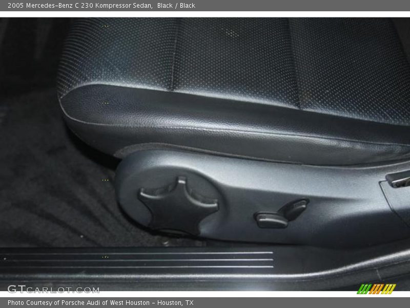 Black / Black 2005 Mercedes-Benz C 230 Kompressor Sedan