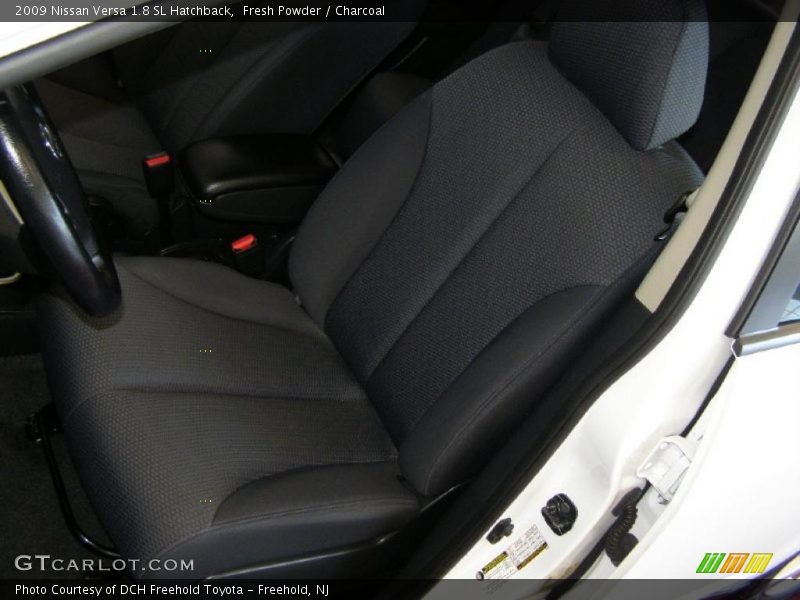 Fresh Powder / Charcoal 2009 Nissan Versa 1.8 SL Hatchback