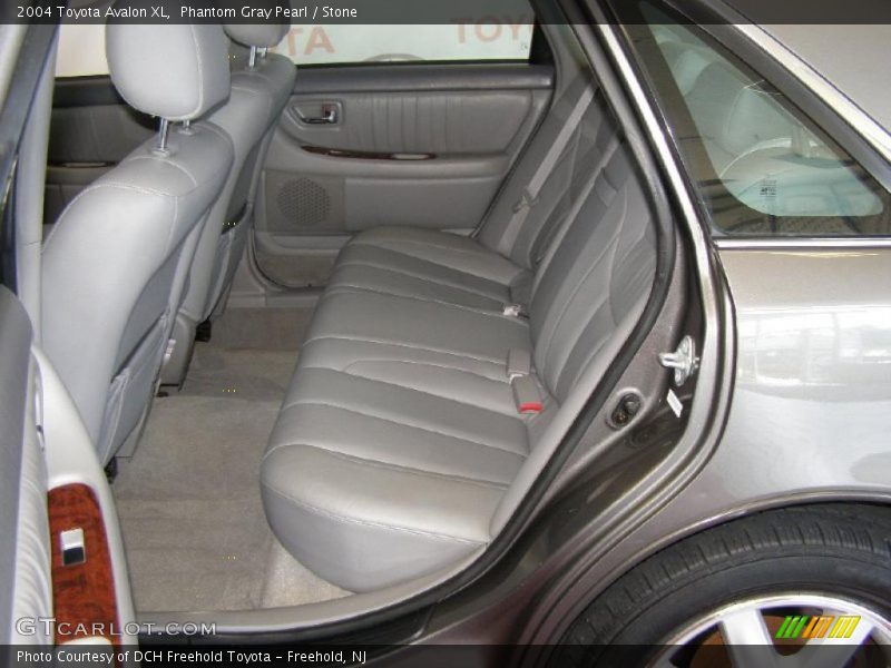 Phantom Gray Pearl / Stone 2004 Toyota Avalon XL