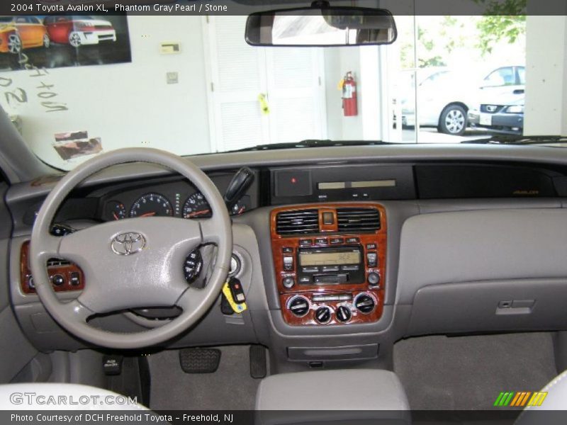 Phantom Gray Pearl / Stone 2004 Toyota Avalon XL