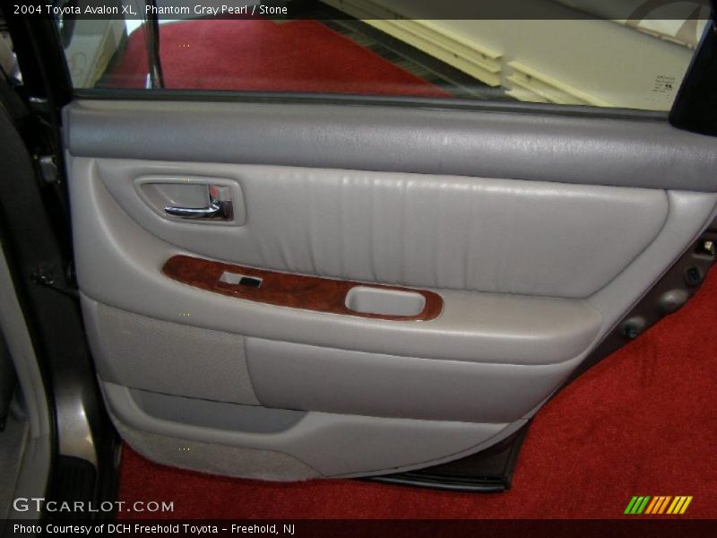 Phantom Gray Pearl / Stone 2004 Toyota Avalon XL
