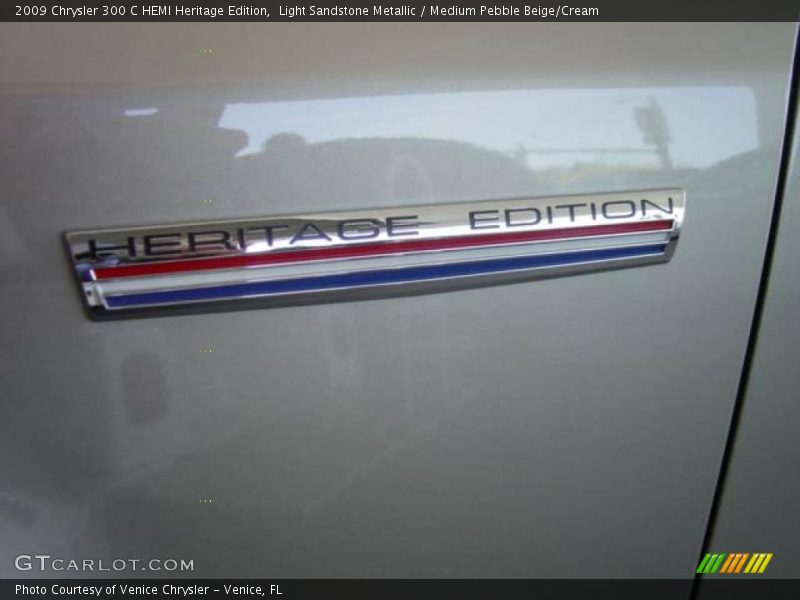 Light Sandstone Metallic / Medium Pebble Beige/Cream 2009 Chrysler 300 C HEMI Heritage Edition