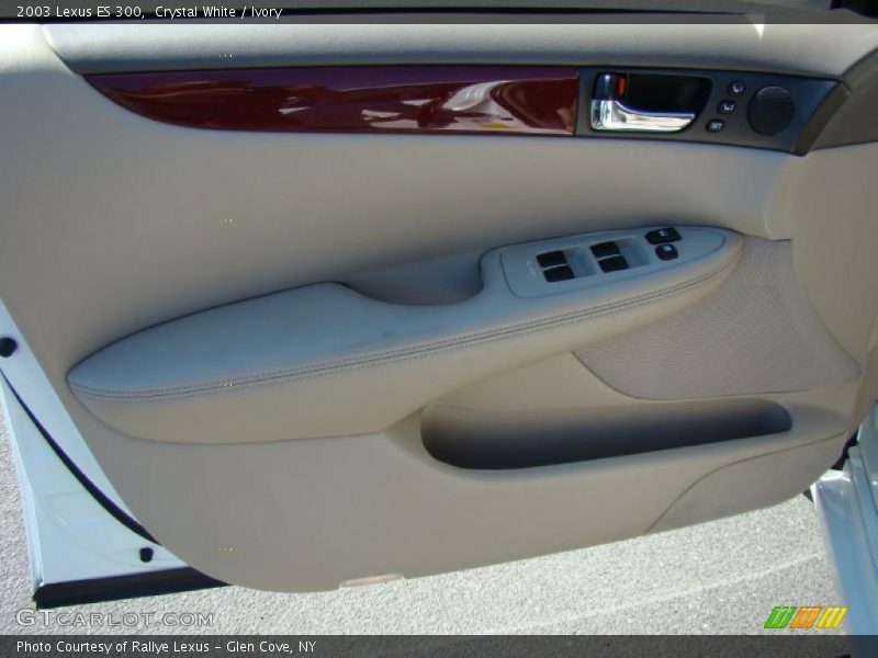 Crystal White / Ivory 2003 Lexus ES 300