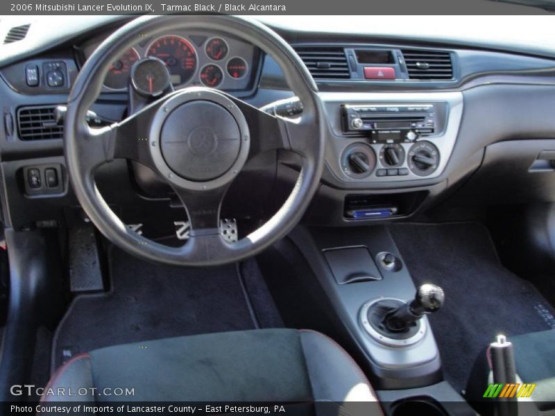 Tarmac Black / Black Alcantara 2006 Mitsubishi Lancer Evolution IX