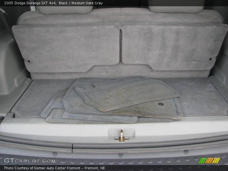 Black / Medium Slate Gray 2005 Dodge Durango SXT 4x4