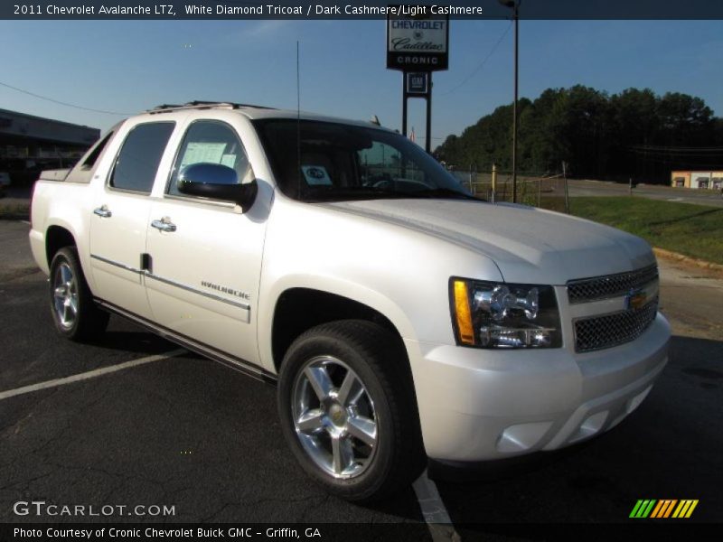 White Diamond Tricoat / Dark Cashmere/Light Cashmere 2011 Chevrolet Avalanche LTZ