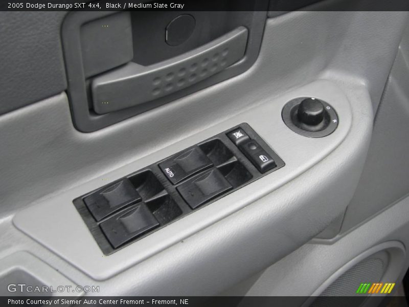 Black / Medium Slate Gray 2005 Dodge Durango SXT 4x4