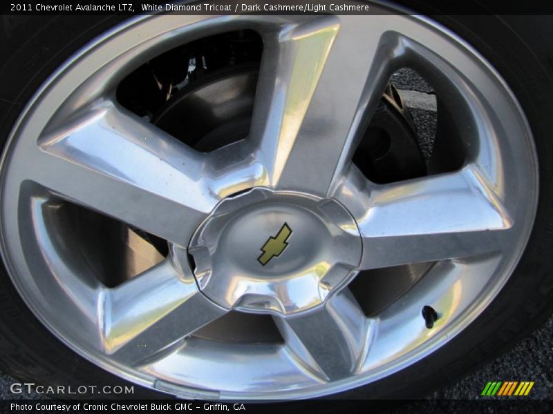 White Diamond Tricoat / Dark Cashmere/Light Cashmere 2011 Chevrolet Avalanche LTZ