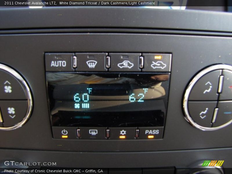 White Diamond Tricoat / Dark Cashmere/Light Cashmere 2011 Chevrolet Avalanche LTZ
