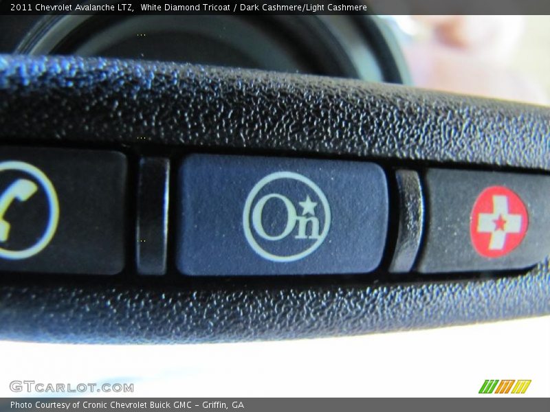 White Diamond Tricoat / Dark Cashmere/Light Cashmere 2011 Chevrolet Avalanche LTZ