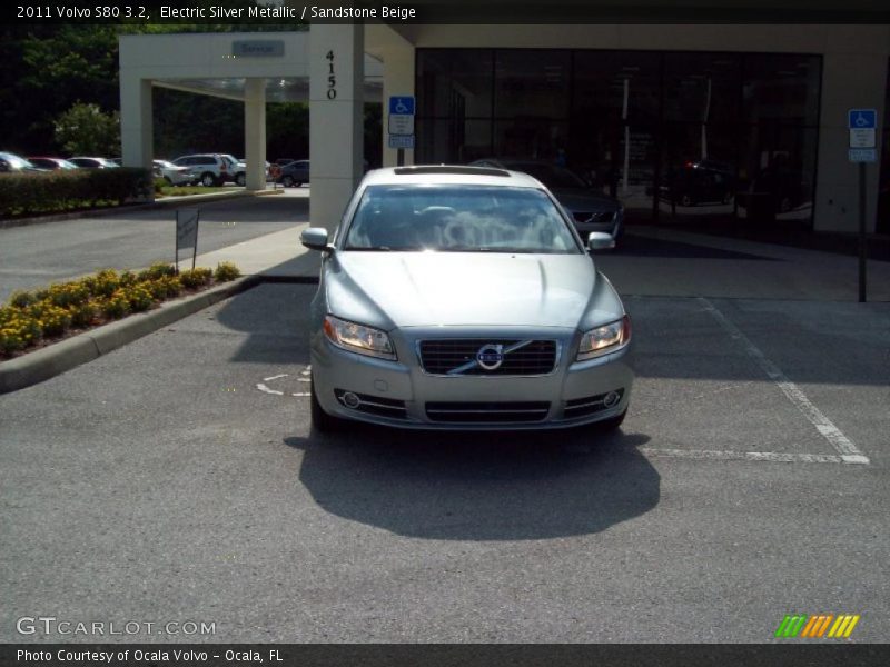 Electric Silver Metallic / Sandstone Beige 2011 Volvo S80 3.2