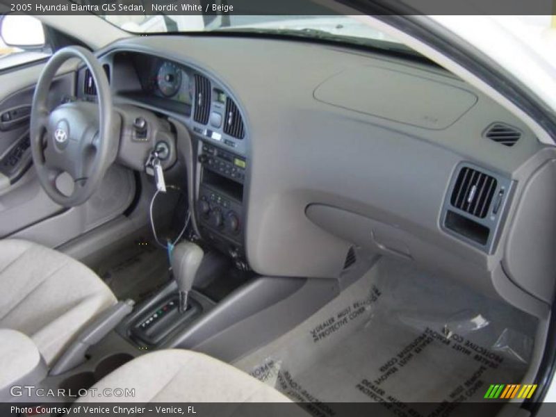 Nordic White / Beige 2005 Hyundai Elantra GLS Sedan
