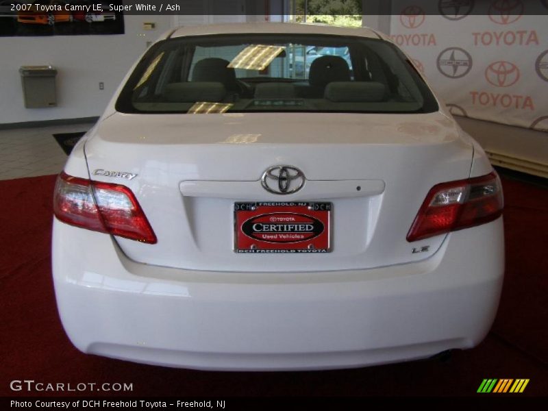 Super White / Ash 2007 Toyota Camry LE