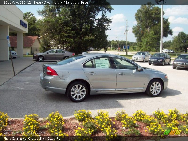 Electric Silver Metallic / Sandstone Beige 2011 Volvo S80 3.2