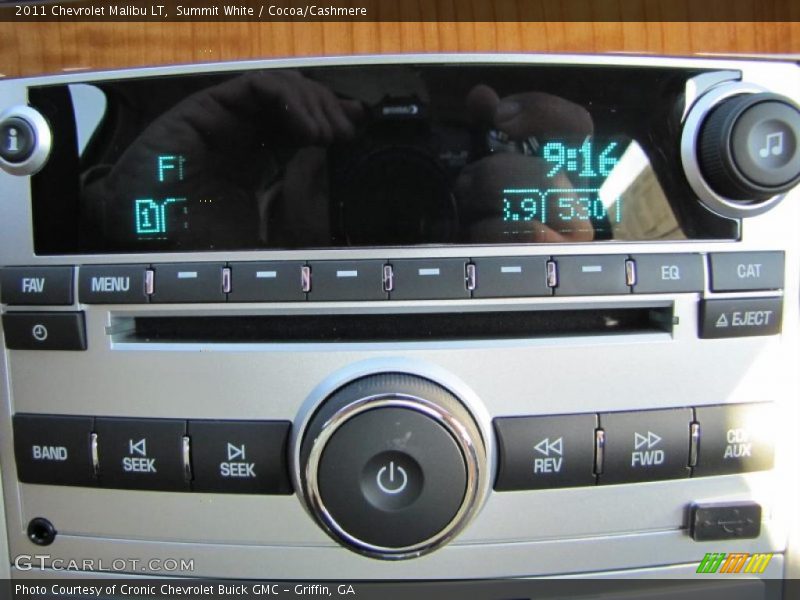 Summit White / Cocoa/Cashmere 2011 Chevrolet Malibu LT