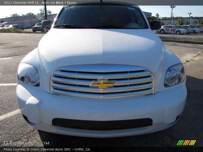 Arctic Ice White / Ebony 2011 Chevrolet HHR LS