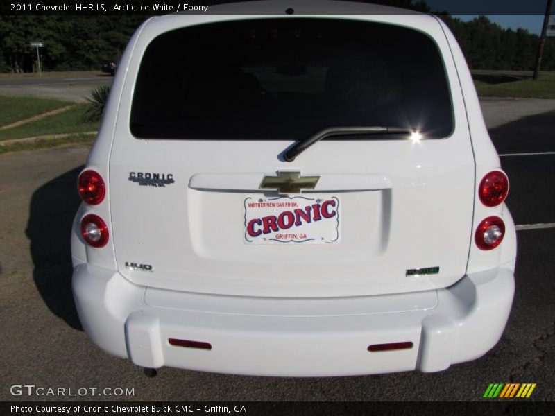 Arctic Ice White / Ebony 2011 Chevrolet HHR LS