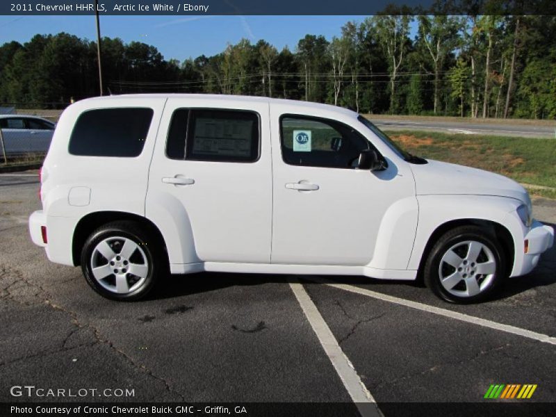 Arctic Ice White / Ebony 2011 Chevrolet HHR LS