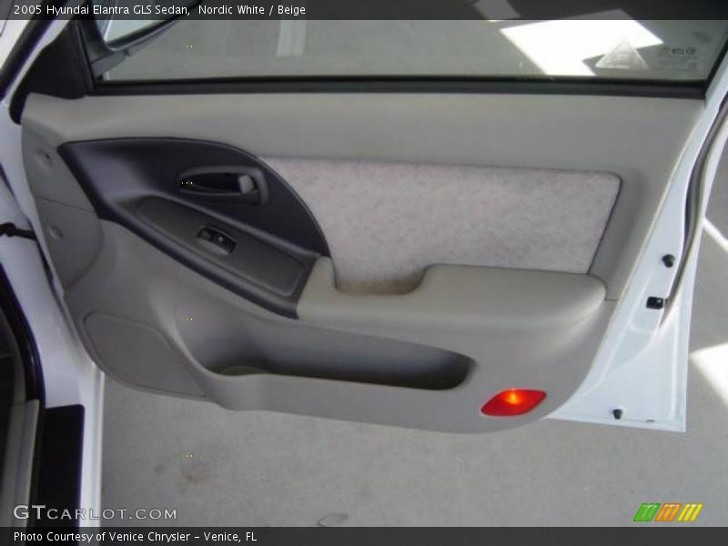 Nordic White / Beige 2005 Hyundai Elantra GLS Sedan