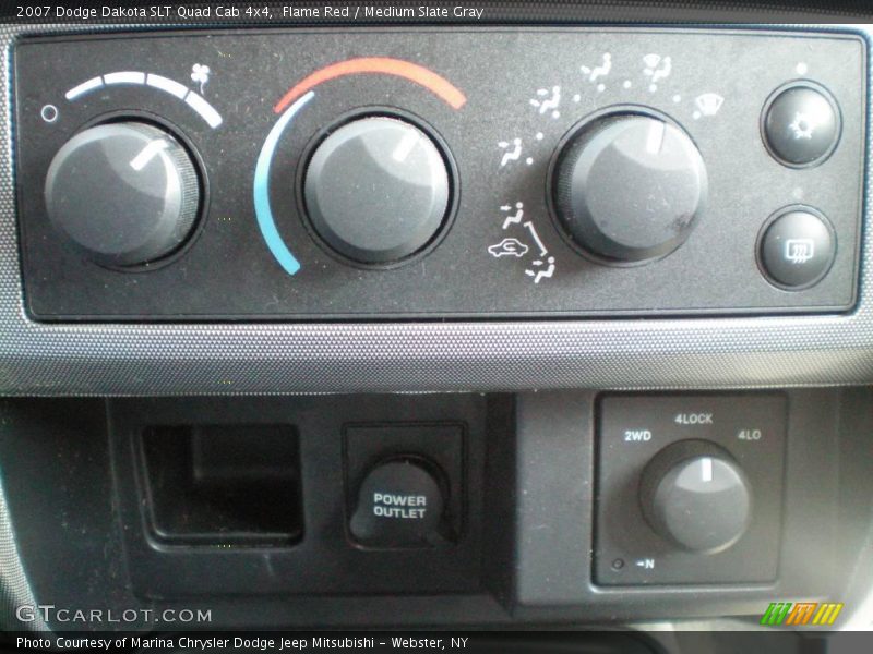 Flame Red / Medium Slate Gray 2007 Dodge Dakota SLT Quad Cab 4x4