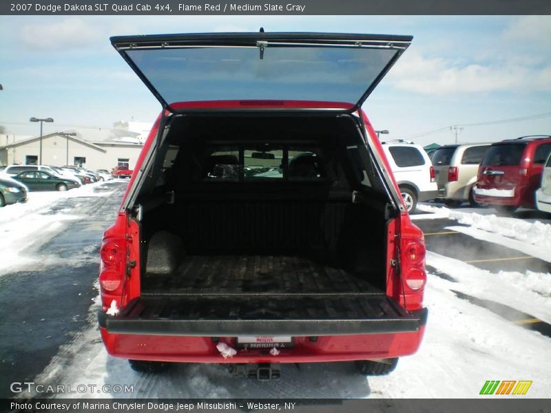 Flame Red / Medium Slate Gray 2007 Dodge Dakota SLT Quad Cab 4x4
