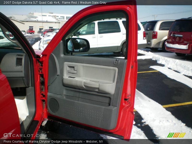 Flame Red / Medium Slate Gray 2007 Dodge Dakota SLT Quad Cab 4x4