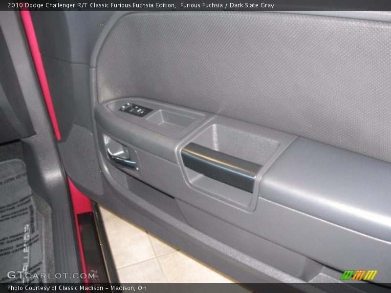 Furious Fuchsia / Dark Slate Gray 2010 Dodge Challenger R/T Classic Furious Fuchsia Edition