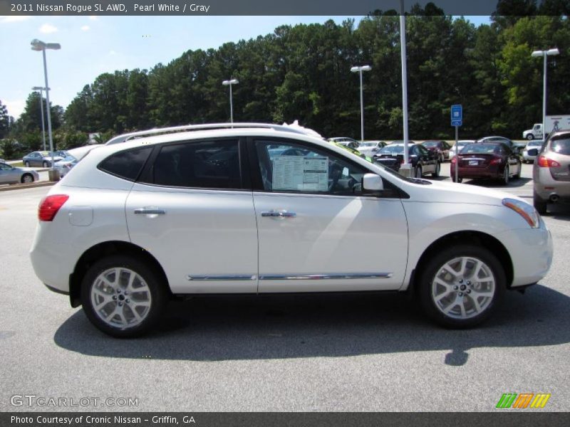 Pearl White / Gray 2011 Nissan Rogue SL AWD