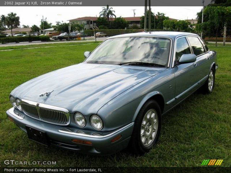 Zircon Metallic / Oatmeal 2002 Jaguar XJ XJ8